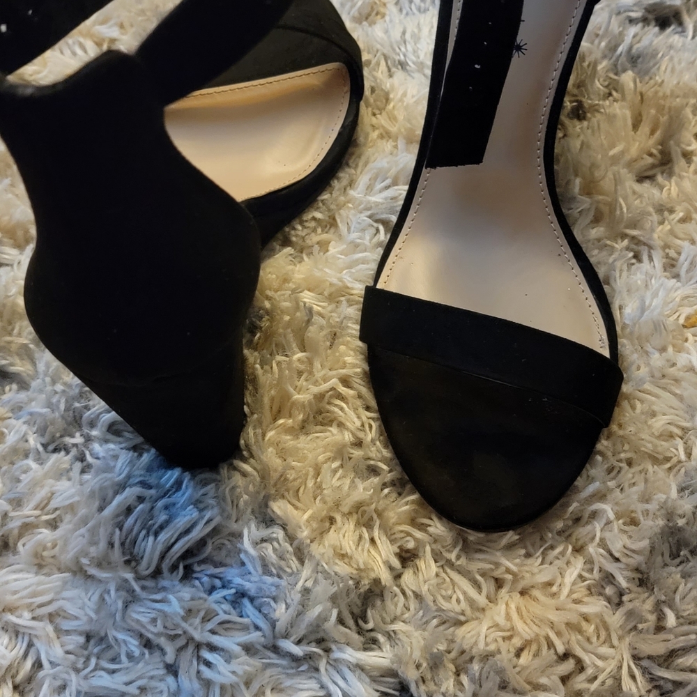 Wedge shoes